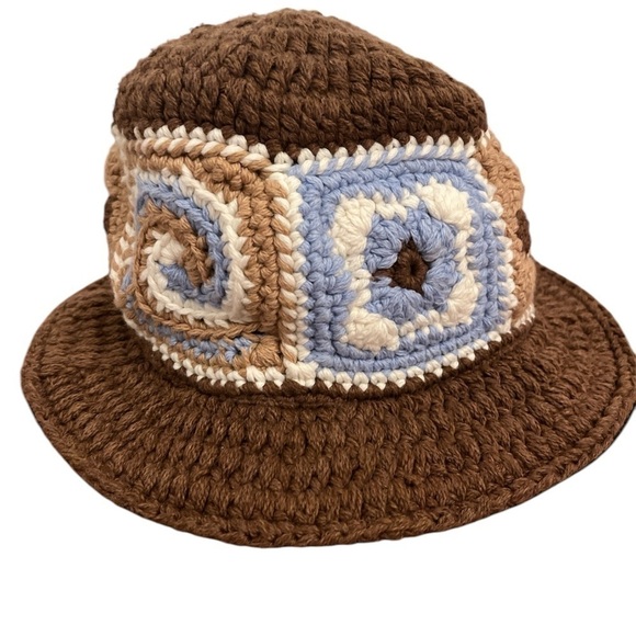 Sunday Best “Theodore” Merino Wool Crochet Bucket Hat – M/L - Picture 7 of 11